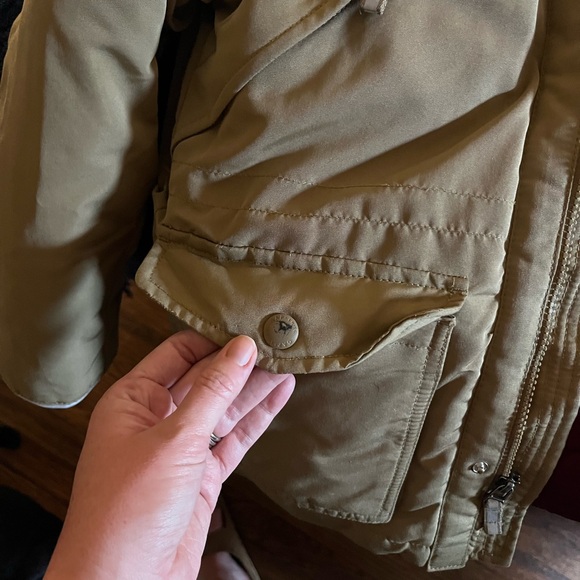 GAP Burgundy and Tan Parka with Fur Hood - Picture 6 of 6